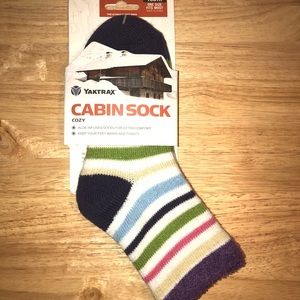Yaxtrax Youth Cozy Cabin Socks NEW Striped